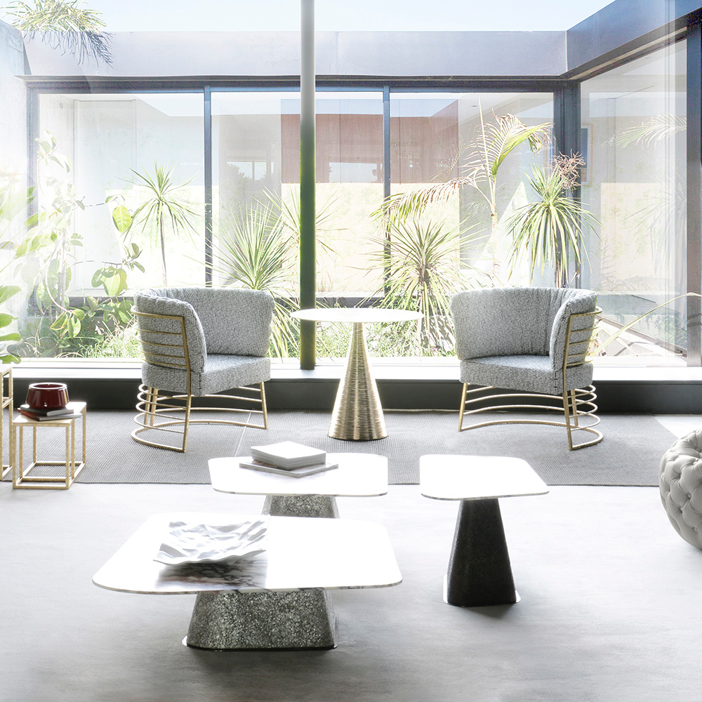 Какие бывают журнальные столики